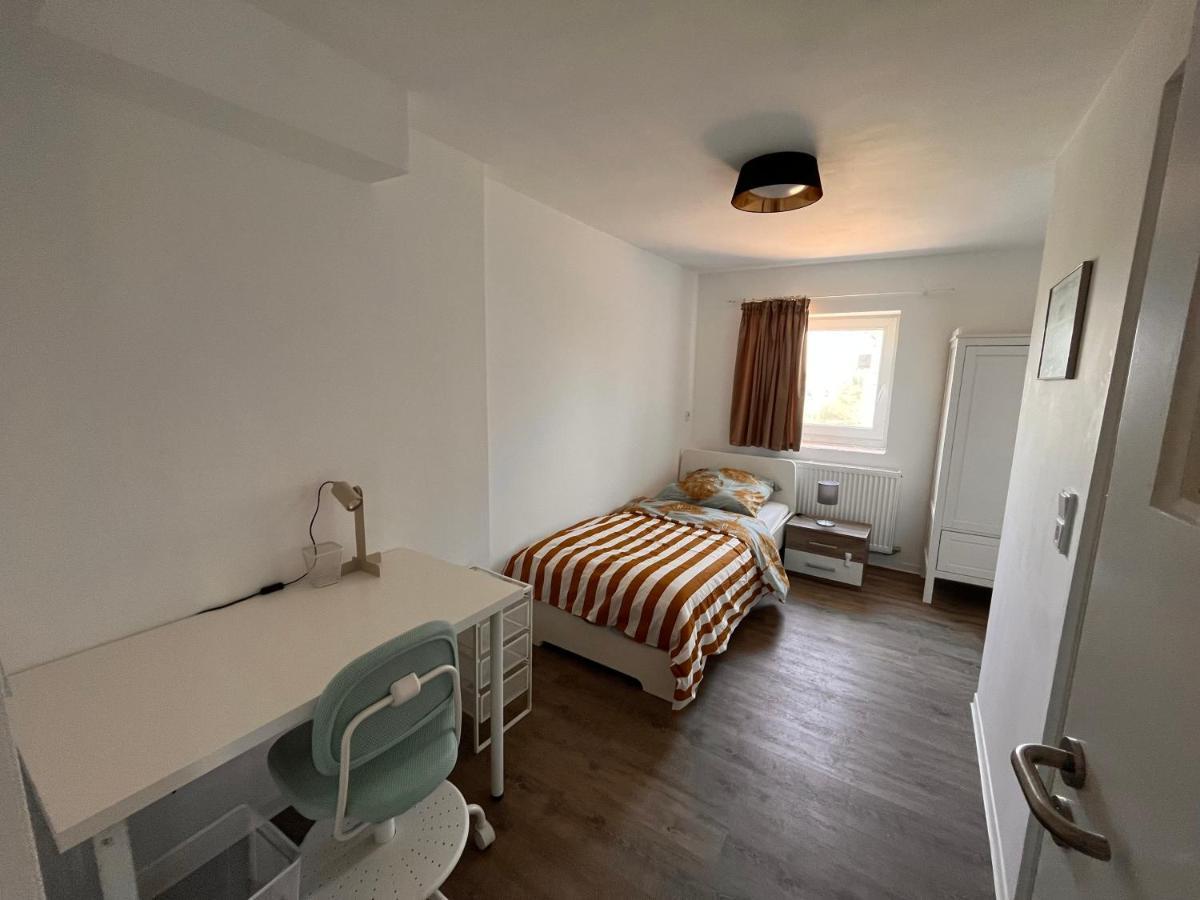 Ein Schoenes Zimmer In Kiel Exteriér fotografie